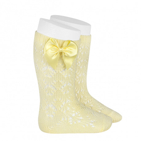 Calcetines altos lazo perle calado geométrico Condor color amarillo mantequilla