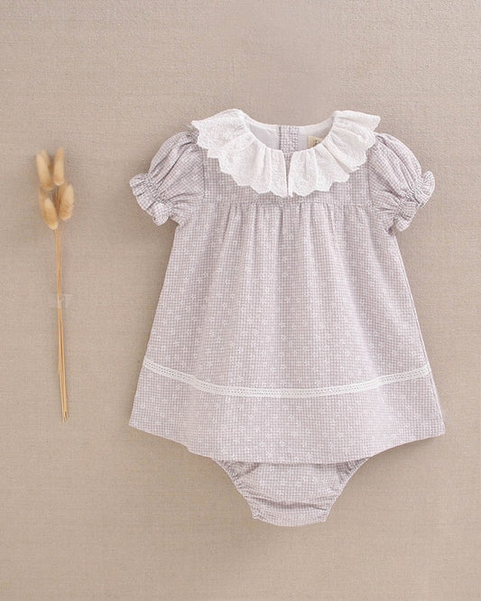 Vestido con braguita gris margaritas