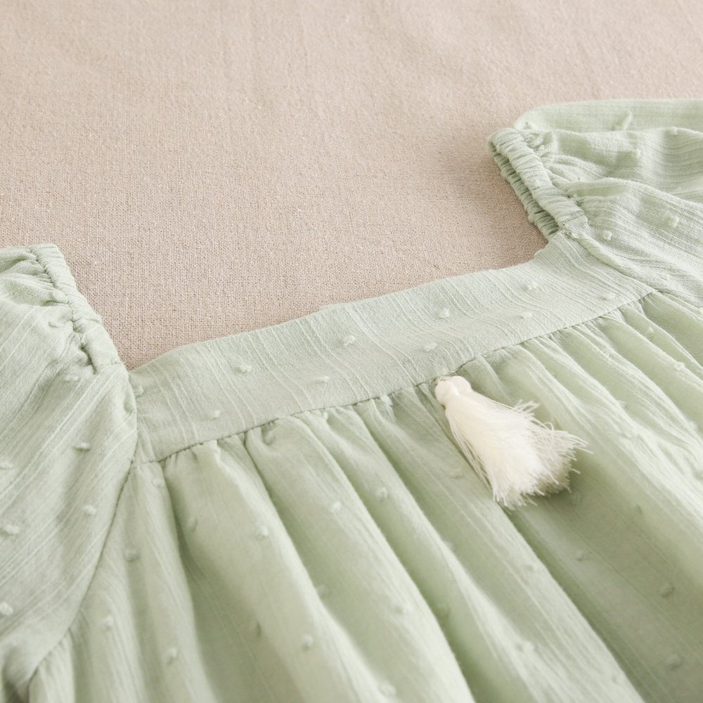 Vestido niña en plumeti verde pastel