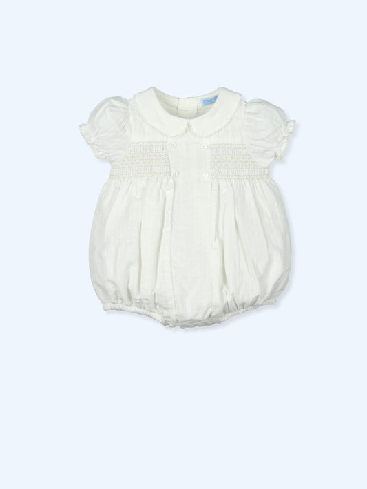 Pelele smock nido de abeja con puntilla color crudo