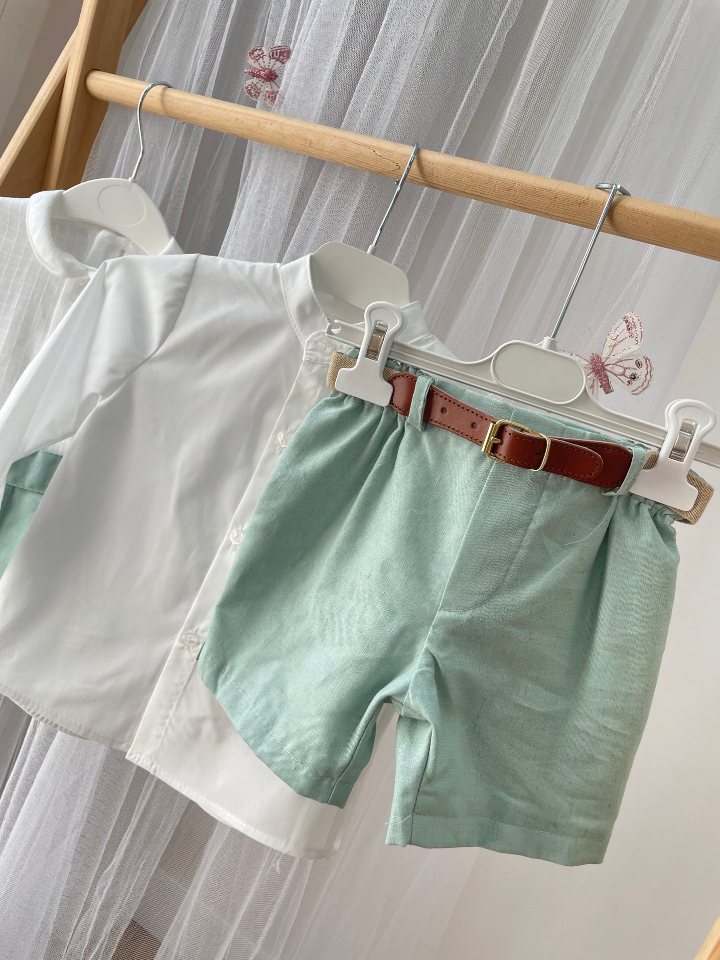 Conjunto camisa y bermuda con cinturón especial eventos verde menta