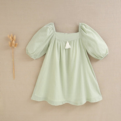 Vestido niña en plumeti verde pastel