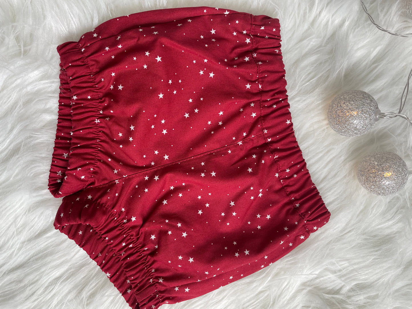 Conjunto de jersey y pololo perrito y estrellas color red velvet